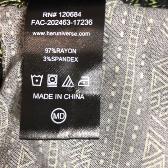 Her Universe Marvel Black Panther Wakanda Tank Top - Picture 9 of 9